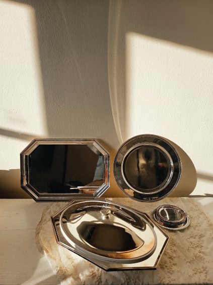 Calegaro postříbřený servírovací set 10 ks s porcelánem