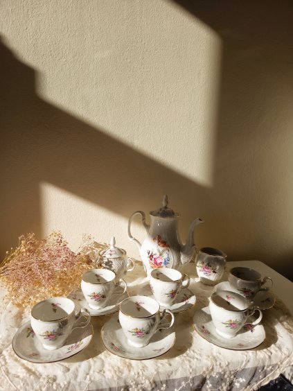 Čajový set Bernadotte Míšeňská růže Thun 1794