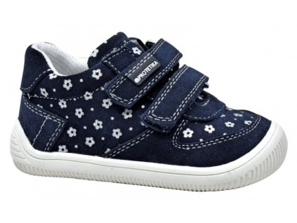 6010bf4e47108036d70c3fff71fd30e9 melania navy