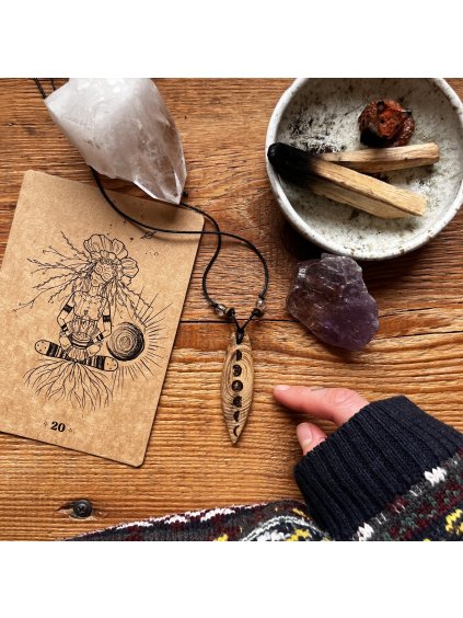 Surf Fáze měsíce akát