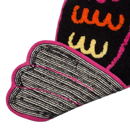 QUIN025 A Toucan Rug Front