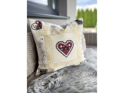 GOBELÍNOVÁ OBLIEČKA BURU (Veľkosť 45x45)