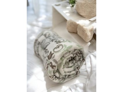 cce99d45 9301 4cb5 8e9f f4c1e5a4a0bd