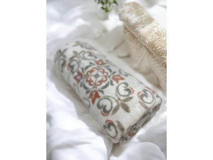 120ab962 8731 40ae b305 5596fb9d3b22