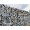 Stěna z gabionových košů