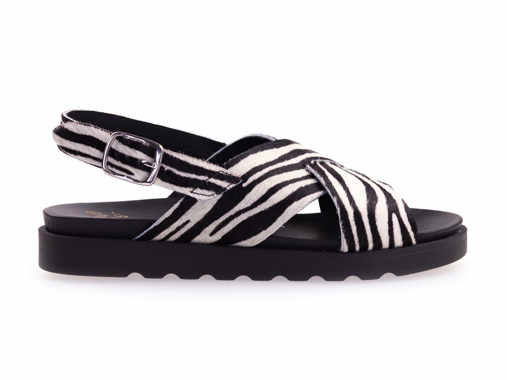 černo bílé sandály zebra