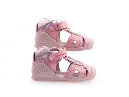 růžové sandály pro holčičky