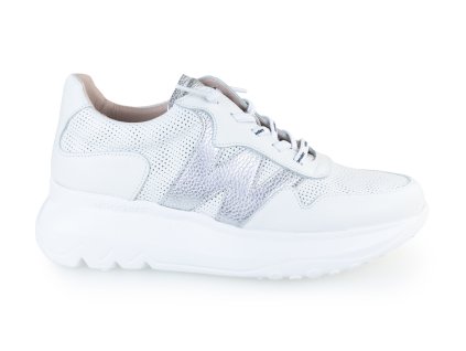 bile tenisky na platforme