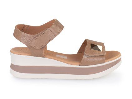 kozene sandaly na platforme