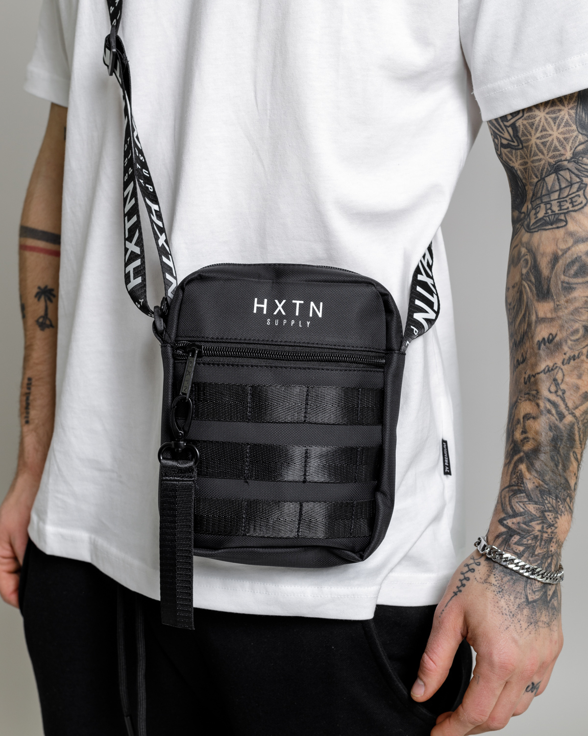 HXTN Crossbody Taxi