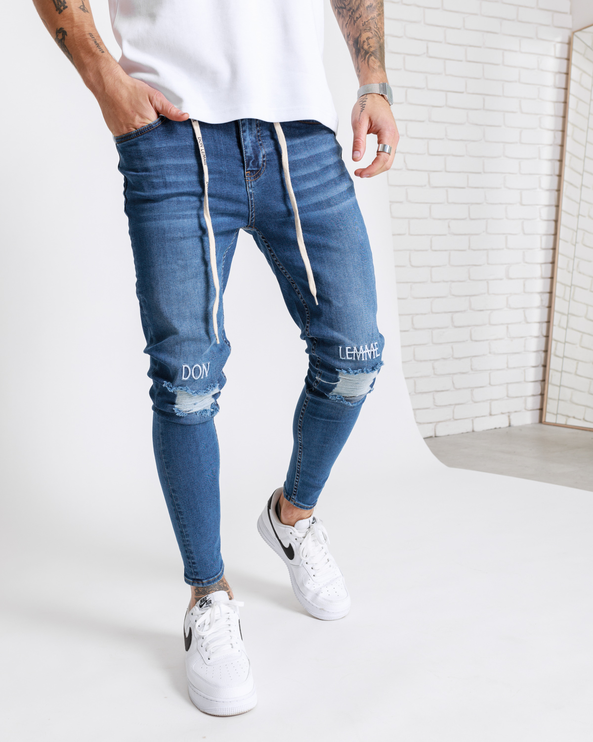 Embroidered Jeans - blue
