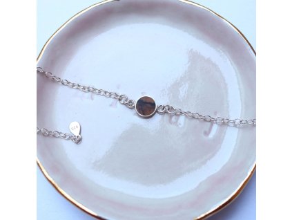 stribrny naramek iron wood