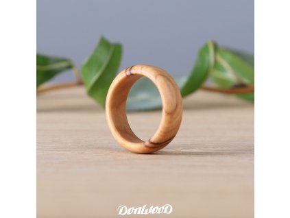svetly-dreveny-prsten-oliva-donwood