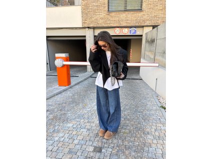 3de490a4 516d 477e a874 dd1478b72281