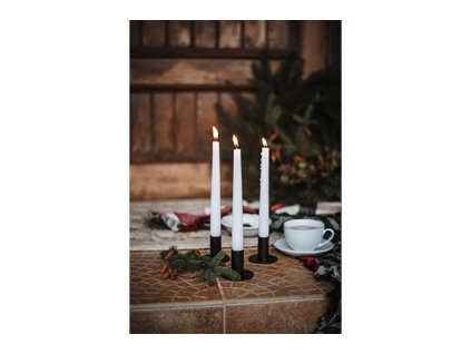 jednoduchy svicen na konickou svicku