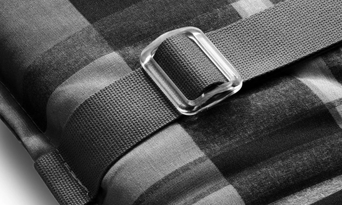 Systém fixace polstru s posuvnou sponou