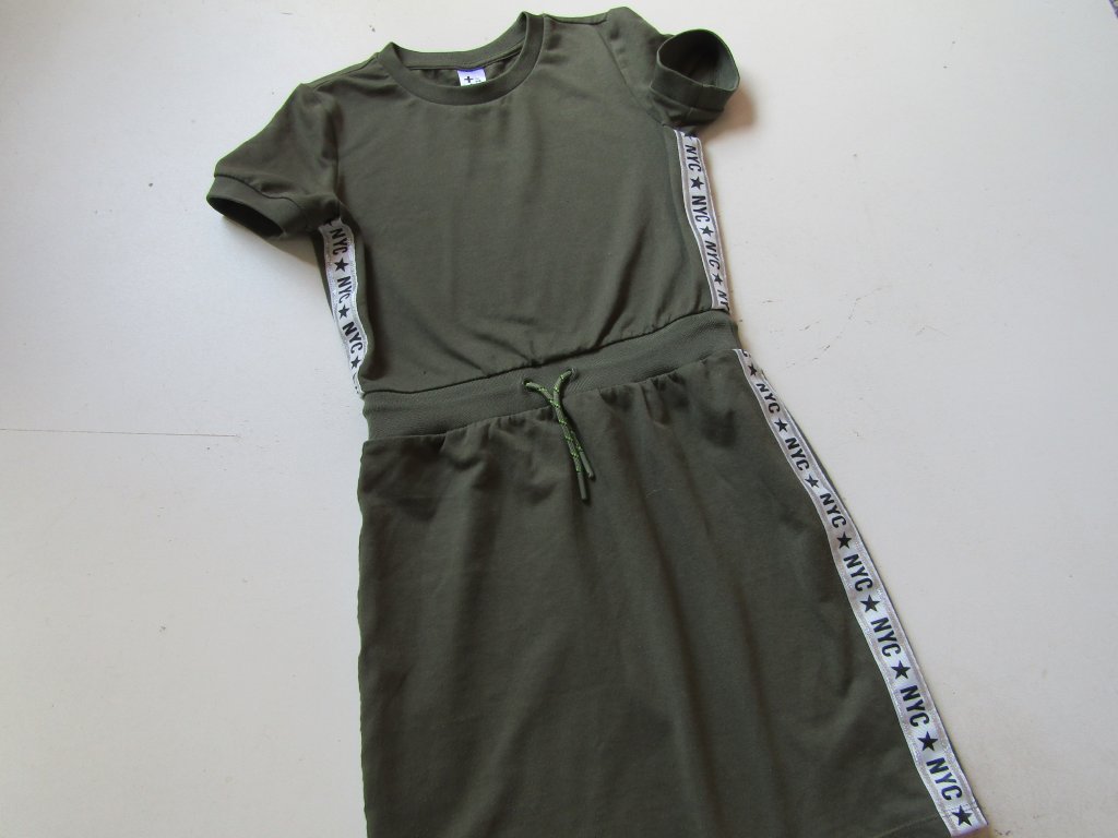 Dívčí teplákové šaty- C&A... VEL-146-152 - Dětský značkový secondhand