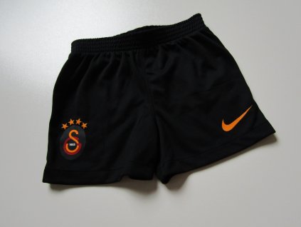 Chlapecké sportovní kraťasy- NIKE.. VEL-86