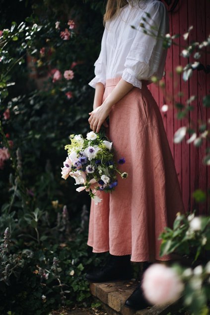 Dlhá dámska sukňa (VIAC FARIEB)