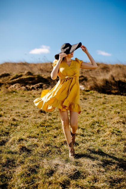 Dámske krátke zavinovacie šaty s puff rukávom (VIAC FARIEB)