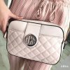 Kabelka crossbody GUESS PLUSH růžová