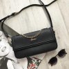 Kabelka crossbody GUESS LOVELLO FLAP čierna