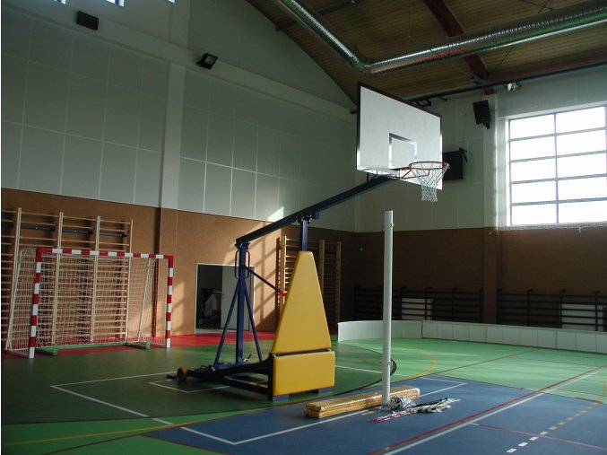 Basketbalová konstrukce DOR-SPORT, mobilní, sklopná, deska 1800x1050 mm