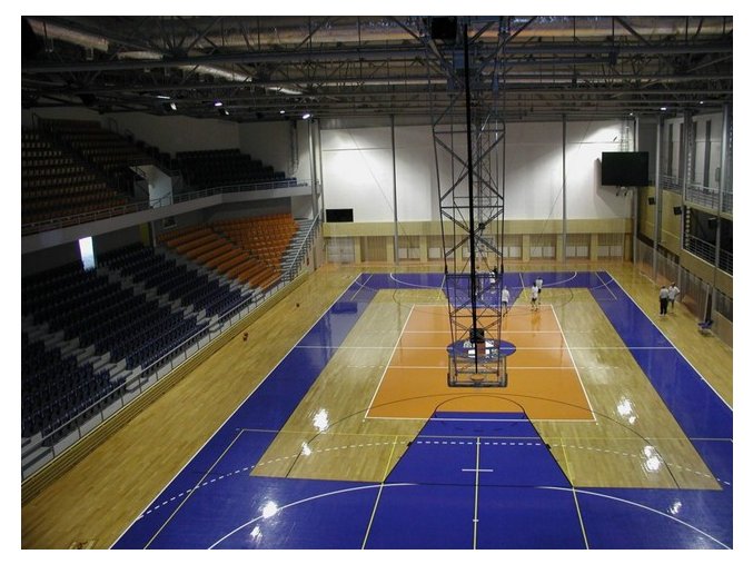 Konstrukce pro basketbal zvedaná  pod strop DOR-SPORT do celkové výšky 12 m