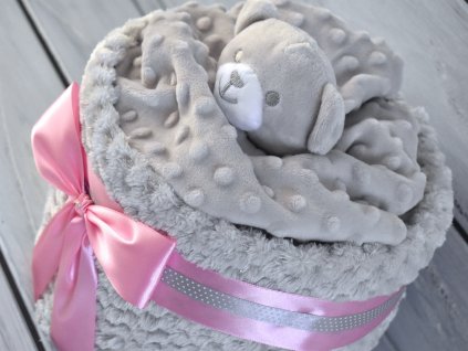 Mini plenkovy dort s medvidem korpus deka, ruzova stuha