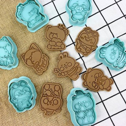 724ada43c95704e9b3c9550de1842cbf