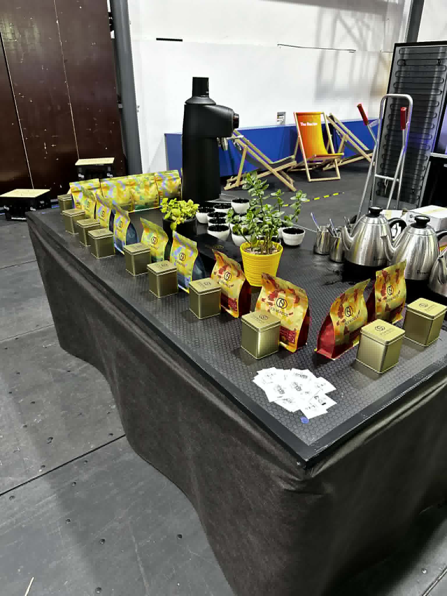 a7074a49-c6f1-4ba9-acb2-21d25f960c28