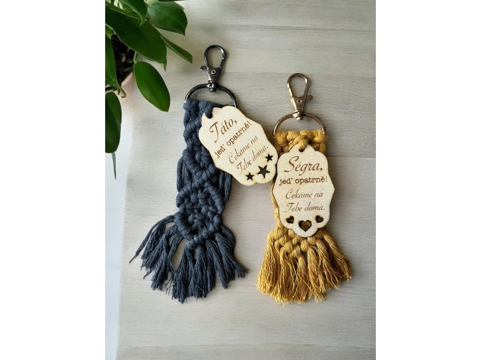 klíčenka jméno macrame