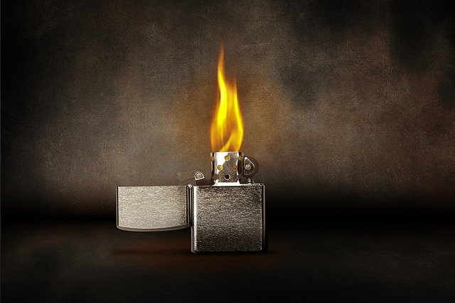 6/ Zippo zapalovače