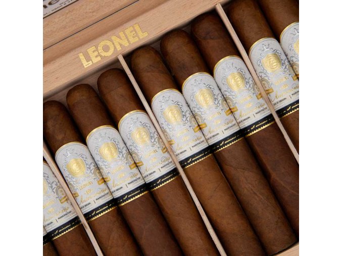 leonel 10 aniversario
