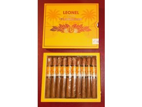 leonel plantation box corona