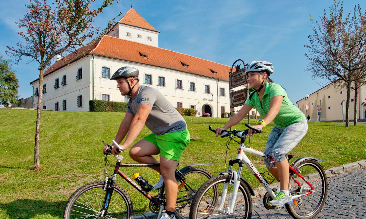 čejkovice