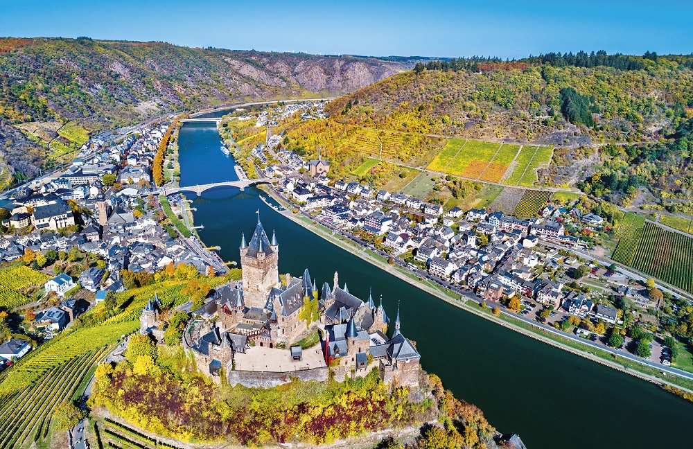 shutterstock_1205932063_cochem