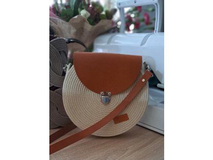 Malá kulatá kabelka-písková