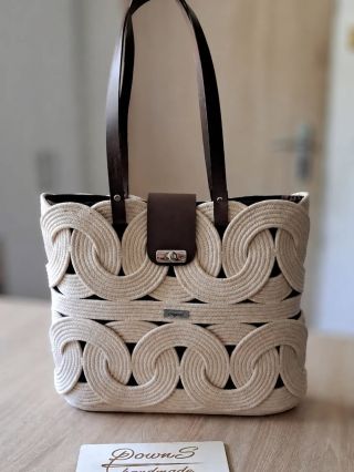 Kdyby moje teta tenkrát neřekla jednu jedinou větu, tahle kabelka by možná nikdy nevznikla.👜 A přitom to celé začalo úplně...