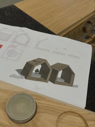 . Přes léto dělám na tom, abyste neměli hlad vy a přes zimu? Aby neměli hlad ptáčci 🐦‍⬛🦜 Během příštího týdne naskladím...