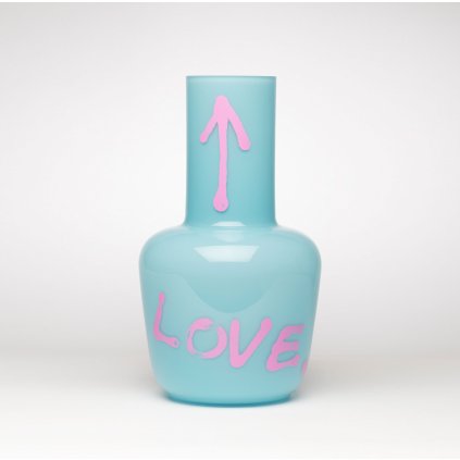 qubus jakub berdych karpelis unnamed vase pink love turquoise 1