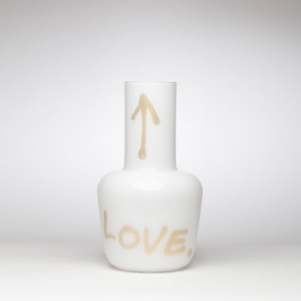 qubus jakub berdych karpelis unnamed vase golden love white 1