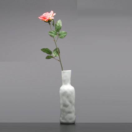 Porcelánová vázá bíla Abstract Vase White Od Maxima Velčovského