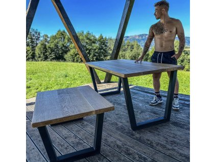 Jídelní stůl - Radogost