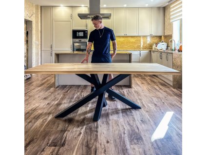 Jídelní stůl - Doyemik