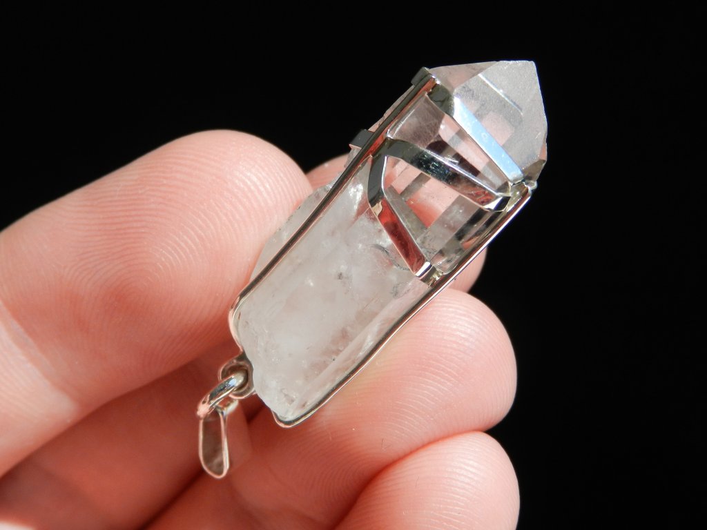 Channelingový krystal