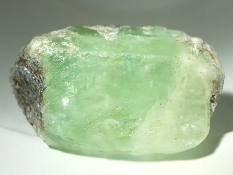 Krystal - smaragd - barva, vzhled, naleziště, výskyt