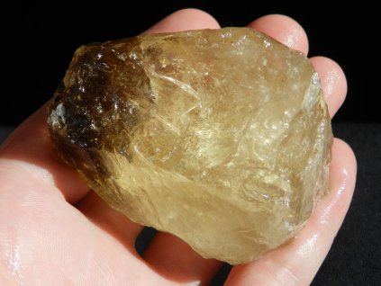 citrin prirodni cesky kamen mineral vysocina zluty obrazky 14