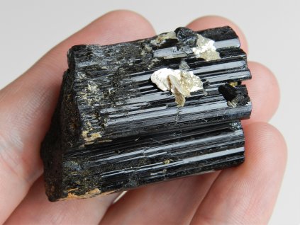 cerny turmalin skoryl sbirkovy vzorek kvalitni esteticky vysocina obrazky 1