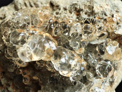 skelny opal hyalit valec prodej kamen cesky sbirkovy luxusni vzorek 1